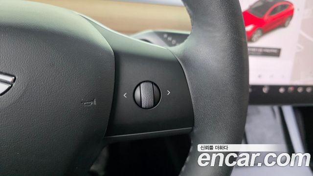 Tesla Model Y Long Range AWD 2021 — фото 27