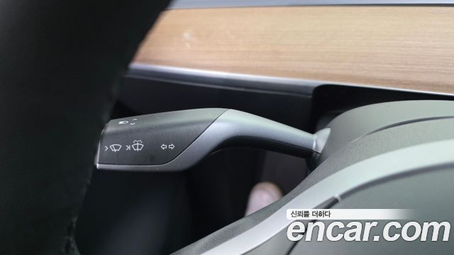 Tesla Model Y Long Range AWD 2021 — фото 30
