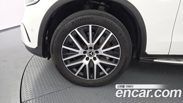Mercedes-Benz GLC-Class (X253) GLC300e 4MATIC 2020 — фото 5