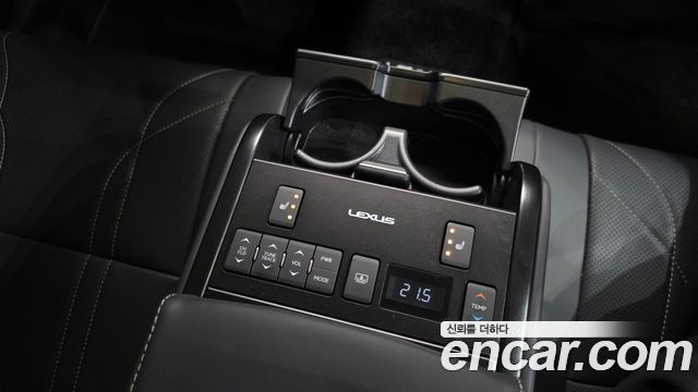 Lexus ES300h (VII) Luxury Plus 2025 — фото 18