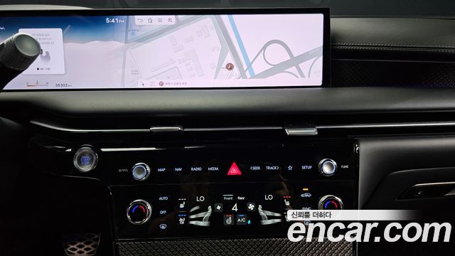 Genesis G80 (RG3) Gasoline 2.5 Turbo AWD 2025 — фото 14