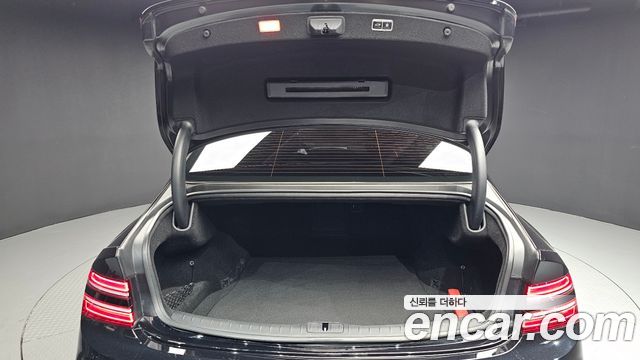 Genesis G80 (RG3) Gasoline 2.5 Turbo AWD 2025 — фото 20