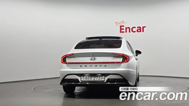 Hyundai Sonata (DN8) 2.0 Premium Family 2020 — фото 4
