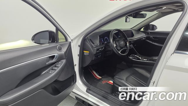 Hyundai Sonata (DN8) 2.0 Premium Family 2020 — фото 10