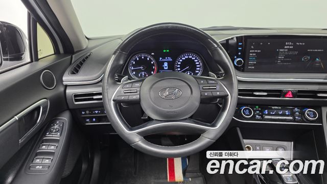 Hyundai Sonata (DN8) 2.0 Premium Family 2020 — фото 13