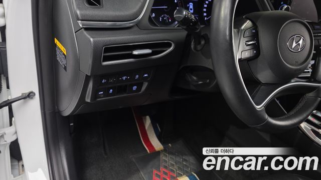 Hyundai Sonata (DN8) 2.0 Premium Family 2020 — фото 29