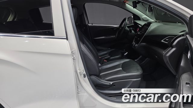 Chevrolet Spark Premier 2020 — фото 11