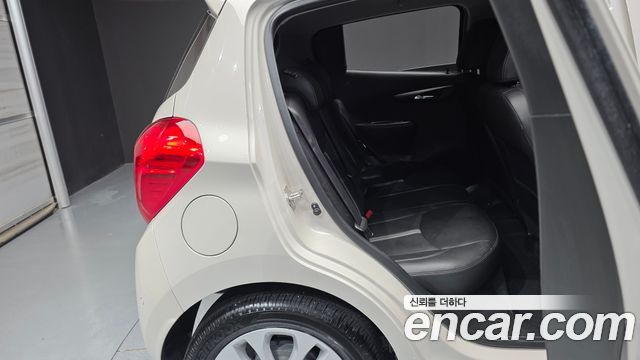 Chevrolet Spark Premier 2020 — фото 12