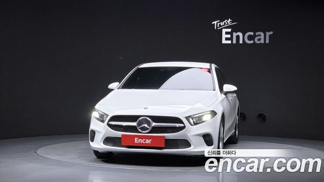 Mercedes-Benz A-Class (W177) A220 Hatchback 2020 — фото 3