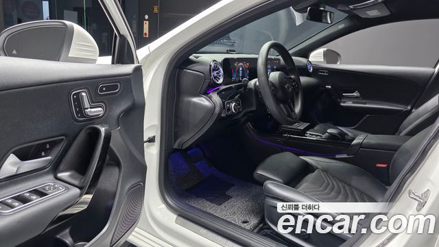 Mercedes-Benz A-Class (W177) A220 Hatchback 2020 — фото 21