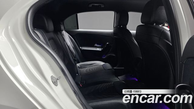 Mercedes-Benz A-Class (W177) A220 Hatchback 2020 — фото 23