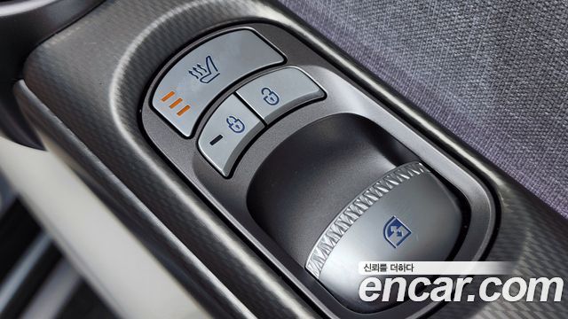Genesis GV60 Standard 2022 — фото 15