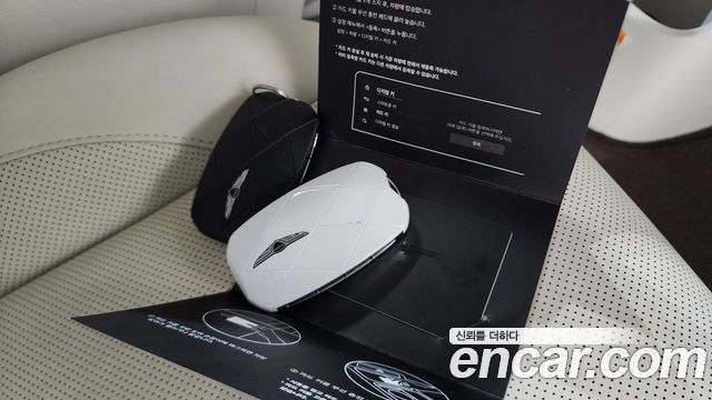 Genesis GV60 Standard 2022 — фото 16