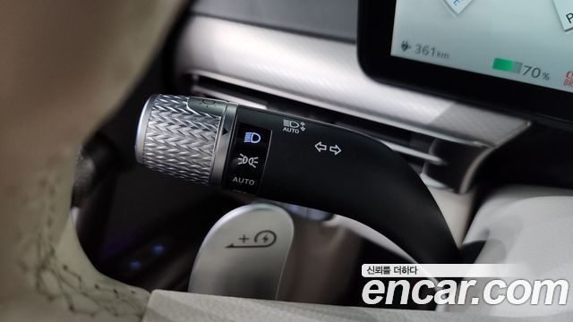 Genesis GV60 Standard 2022 — фото 37