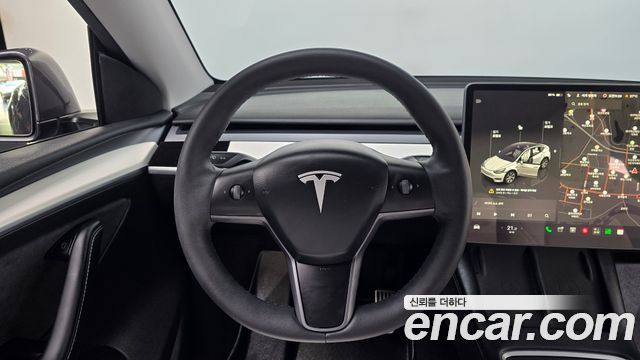 Tesla Model Y RWD 2024 — фото 13