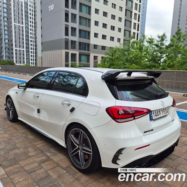 Mercedes-Benz A-Class (W177) AMG A45 4MAITC+ Hatchback 2021 — фото 8
