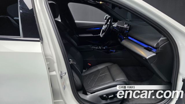 BMW 5 Series (G60) 530e M Sport 2024 — фото 11
