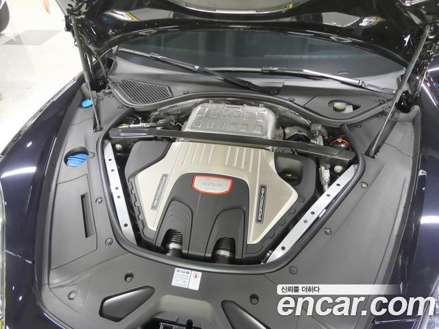 Porsche Panamera (971) 4.0 Turbo 2019 — фото 6