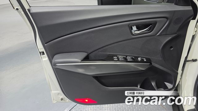 KG Mobility (SsangYong) Tivoli Air 1.5 A3 2WD 2022 — фото 24