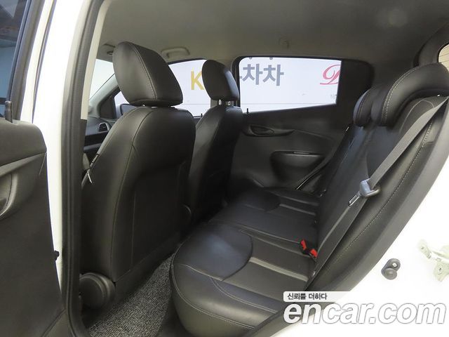 Chevrolet Spark LT 2019 — фото 6