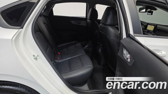 Kia K3 (II) 1.6 Prestige 2022 — фото 12