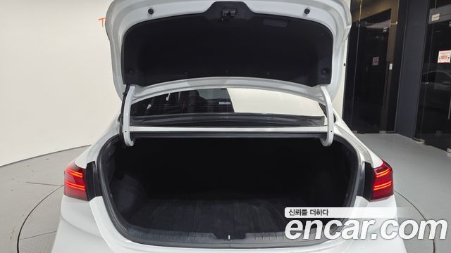 Kia K3 (II) 1.6 Prestige 2022 — фото 20