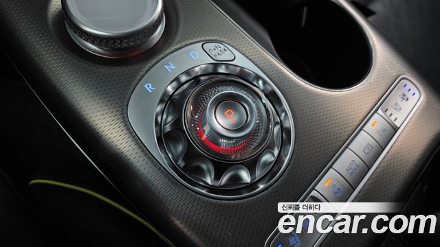 Genesis GV60 Performance AWD 2022 — фото 9