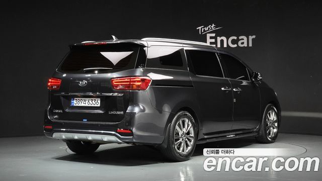 Kia Carnival 7-Seater Limousine President 2020 — фото 2