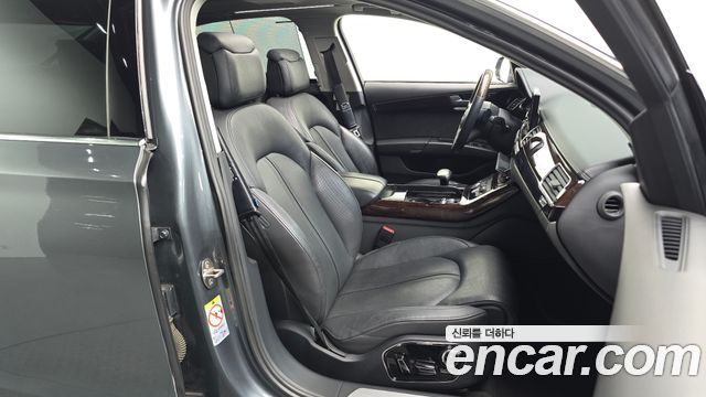 Audi A8 50 TDI Quattro LWB D4 2015 — фото 16
