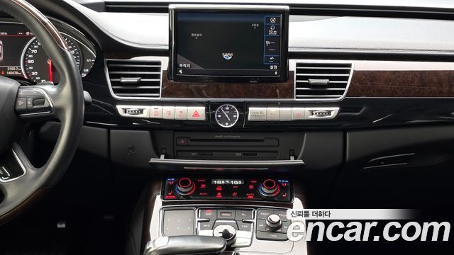 Audi A8 50 TDI Quattro LWB D4 2015 — фото 23