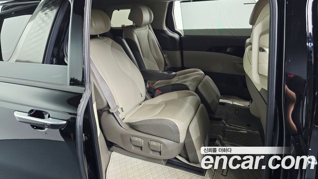Kia Carnival (IV) Gasoline 7-Seater Gravity 2025 — фото 12