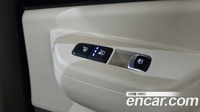 Kia Carnival (IV) Gasoline 7-Seater Gravity 2025 — фото 37
