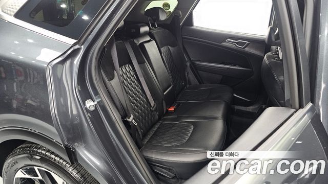 Kia Sportage (V) Gasoline 1.6 Turbo 2WD Signature 2023 — фото 12