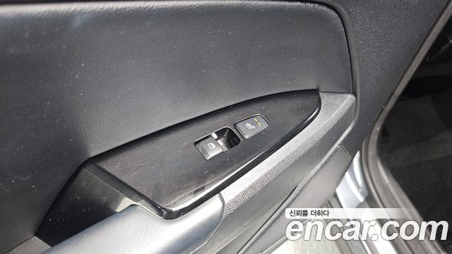 Kia Sportage (V) Gasoline 1.6 Turbo 2WD Signature 2023 — фото 19