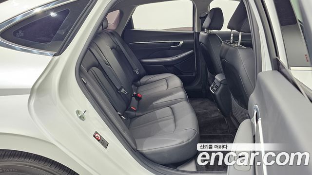 Hyundai Sonata (DN8) 2.0 Premium Plus 2022 — фото 11