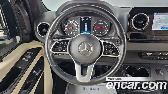Mercedes-Benz Sprinter 3.0 Diesel W907 2022 — фото 13