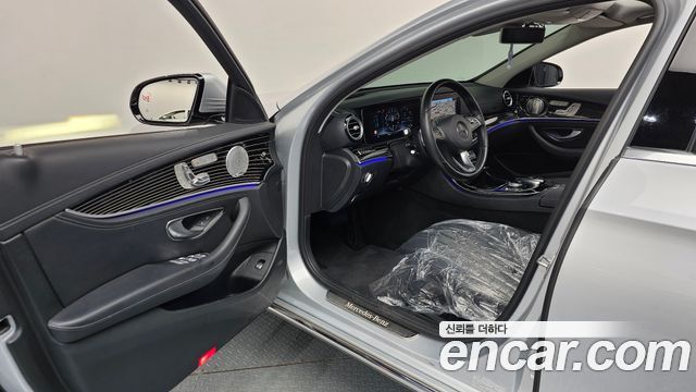 Mercedes-Benz E-Class (W213) E400 4MATIC Exclusive 2017 — фото 10