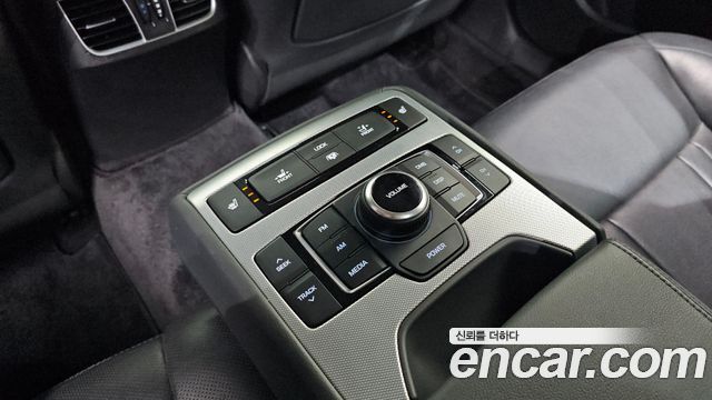 Genesis G80 3.3 GDI Premium Luxury 2017 — фото 19