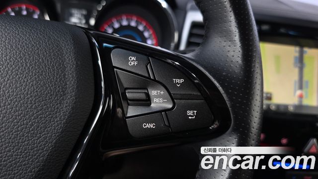 KG Mobility (SsangYong) Tivoli Armor Gear Edition 2WD 2018 — фото 17