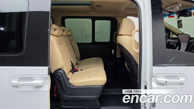 Hyundai Staria 4WD Tourer 9-Seater Modern 2022 — фото 11