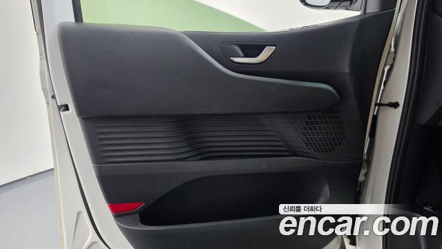 Hyundai Staria 4WD Tourer 9-Seater Modern 2022 — фото 24