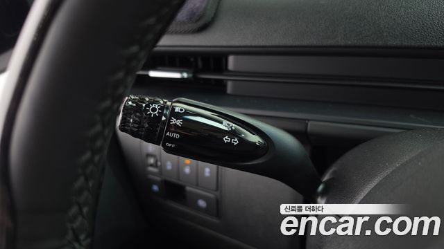 Hyundai Staria 4WD Tourer 9-Seater Modern 2022 — фото 27
