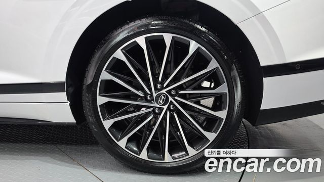 Hyundai Grandeur Hybrid (GN7) Calligraphy 2025 — фото 21