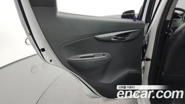 Chevrolet Next Spark LTZ 2016 — фото 25