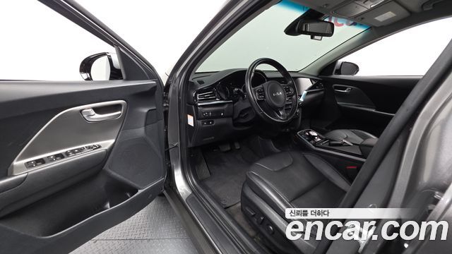 Kia Niro Plus Earth 2023 — фото 10