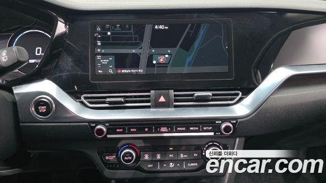 Kia Niro Plus Earth 2023 — фото 14