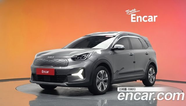 Kia Niro Plus Earth 2023 — фото 1