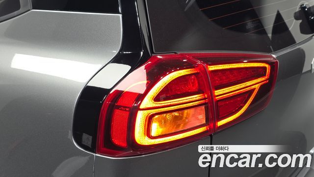 Kia Niro Plus Earth 2023 — фото 23