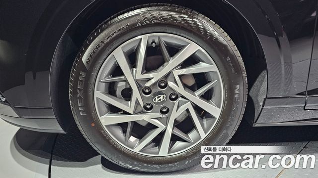Hyundai Grandeur (GN7) 2,5 Gasoline 2WD Premium 2026 — фото 5
