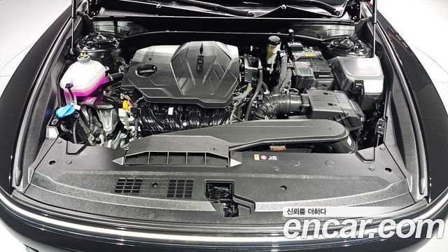 Hyundai Grandeur (GN7) 2,5 Gasoline 2WD Premium 2026 — фото 6